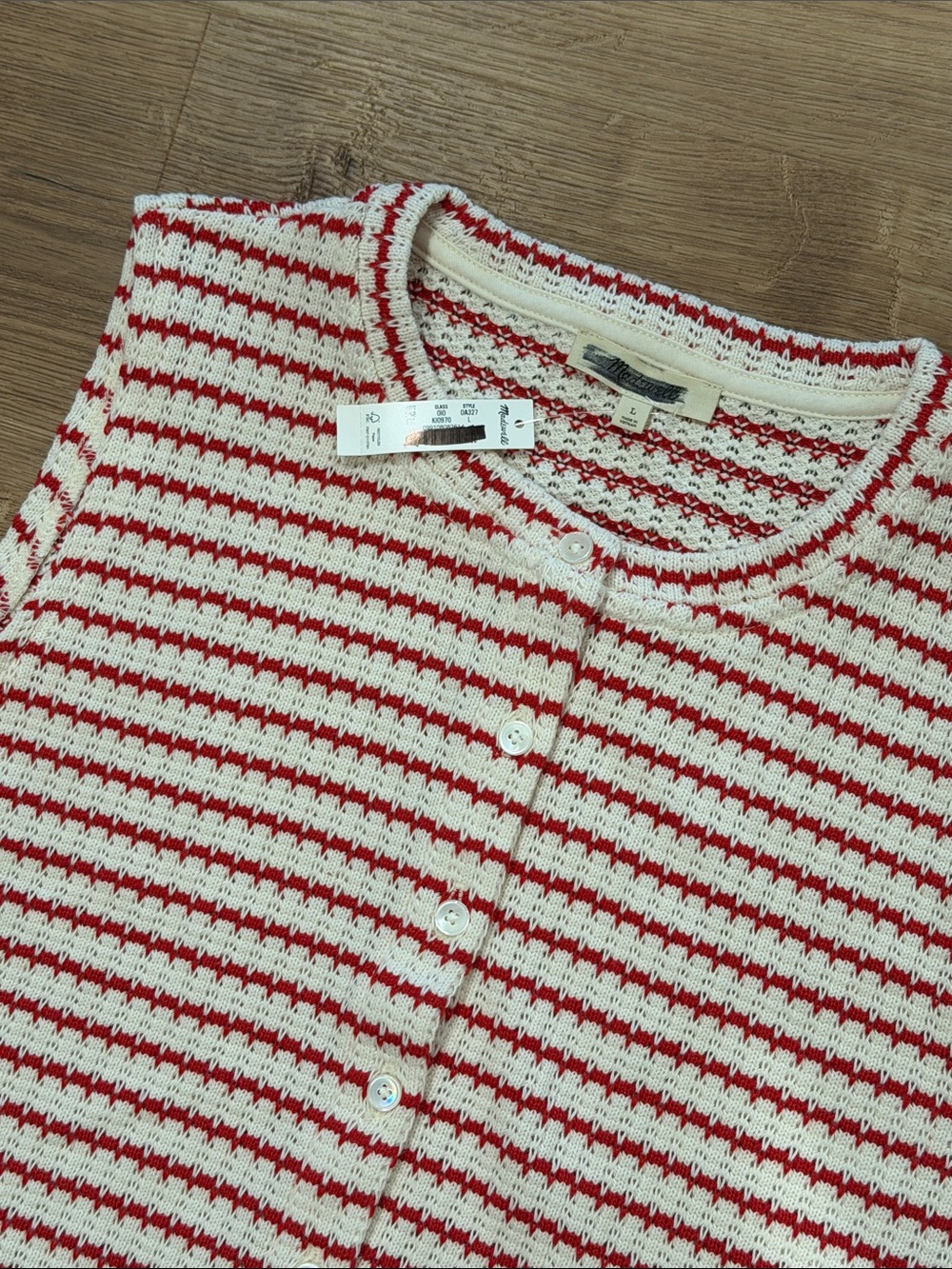 Madewell Textured-Knit Button-Front Shell Top - Picture 8 of 8
